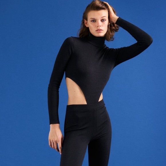 Zara Mock Neck Turtleneck Bodysuit - Picture 1 of 11